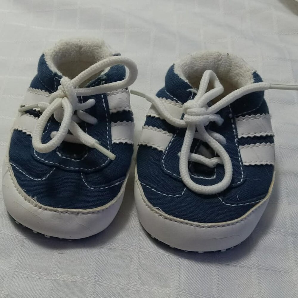Small blue striped sneakers, Adidas style, 4 inches, 2005